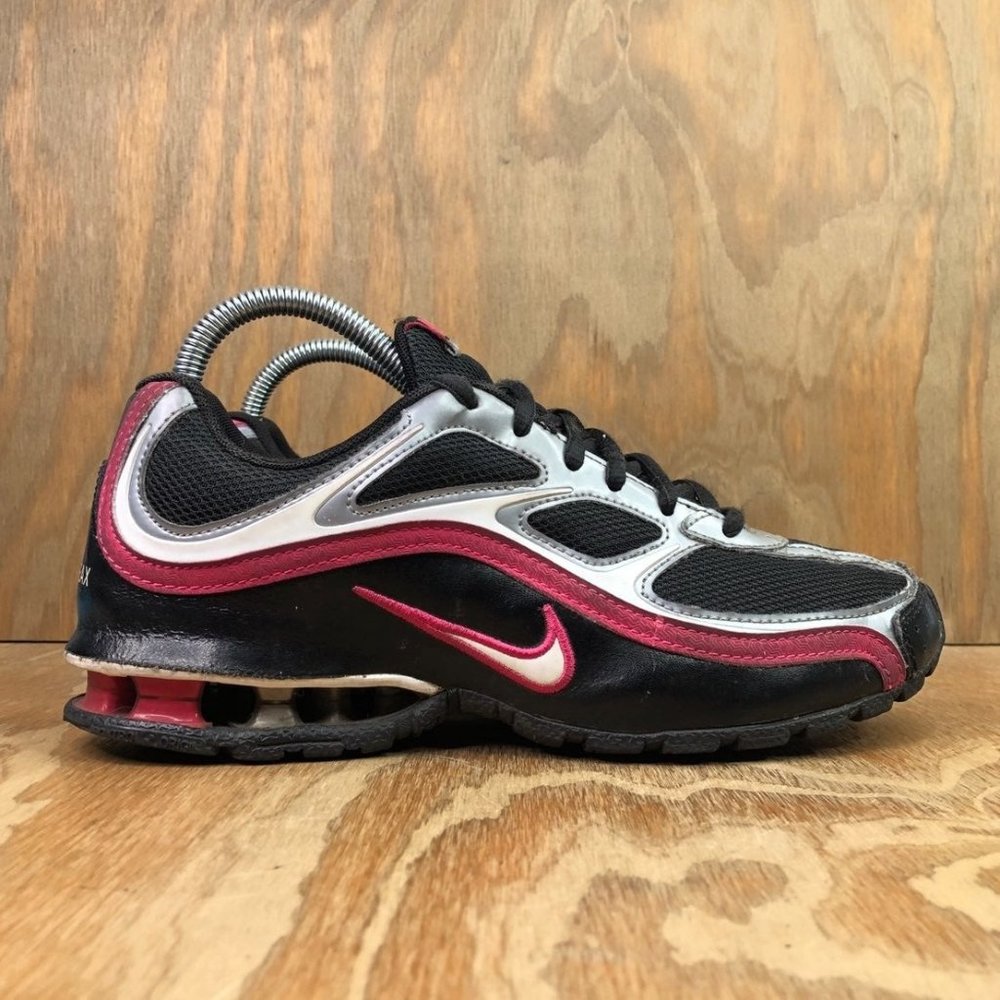 Nike Women's Reax Run 5 Athletic Shoes